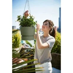 Elho 24cm Leaf Green Greenville Hanging Basket Planter -Plantern Pot Sales 8711904332440 4